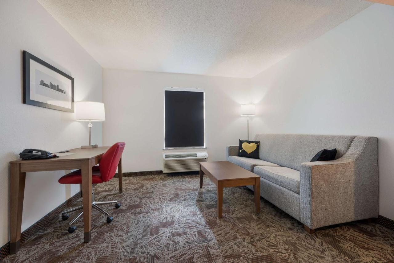 Hotel Surestay By Western Southeast 3*