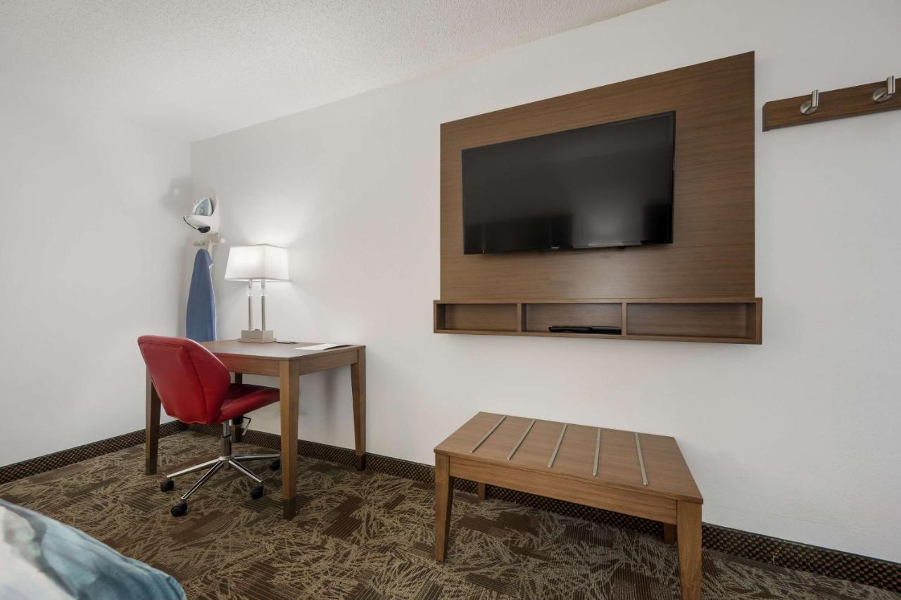 Surestay By Western Southeast Hotel